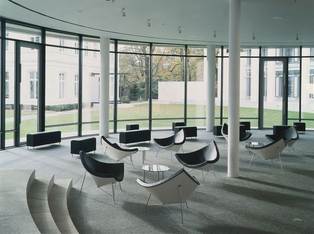 乐竞平台 - 坐具|吧椅/凳子|办公家具|设计师家具|Bench One-seater